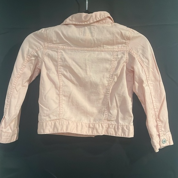 3/$20 Oshkosh B’Gosh girls size 7 baby pink jean jacket with lace accents in EUC - Picture 5 of 9